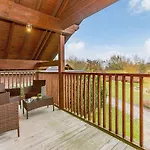林地湖区小屋假日公园 度假村