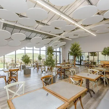 Woodland Lakes Lodges ת'ירסק