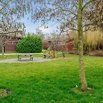 Resort Woodland Lakes Lodges Thirsk