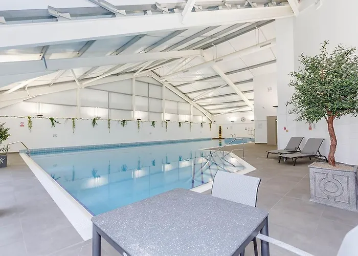 度假村 林地湖区小屋假日公园 瑟斯克