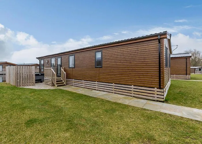 度假村 林地湖区小屋假日公园 瑟斯克