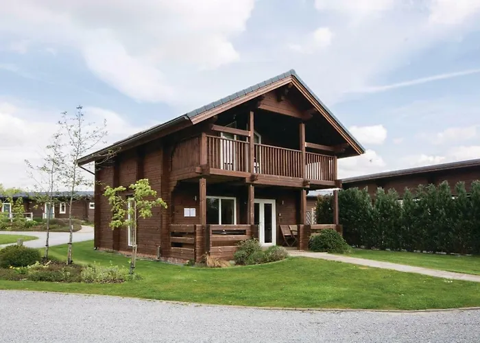 林地湖区小屋假日公园 瑟斯克